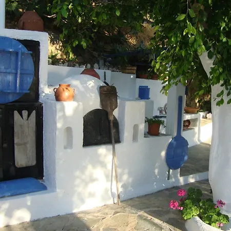 Aegean - Studios&apartments *