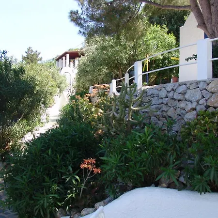 Aegean - Studios&apartments *
